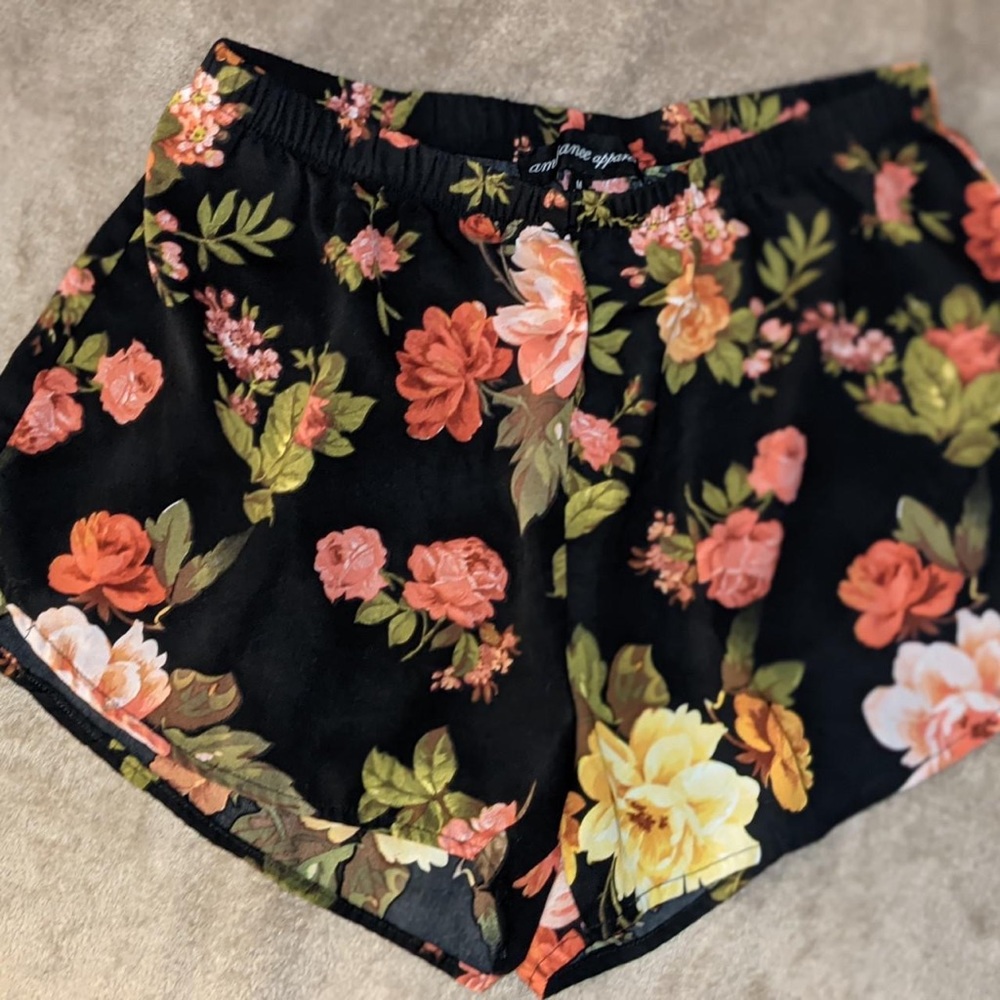 Floral print shorts
